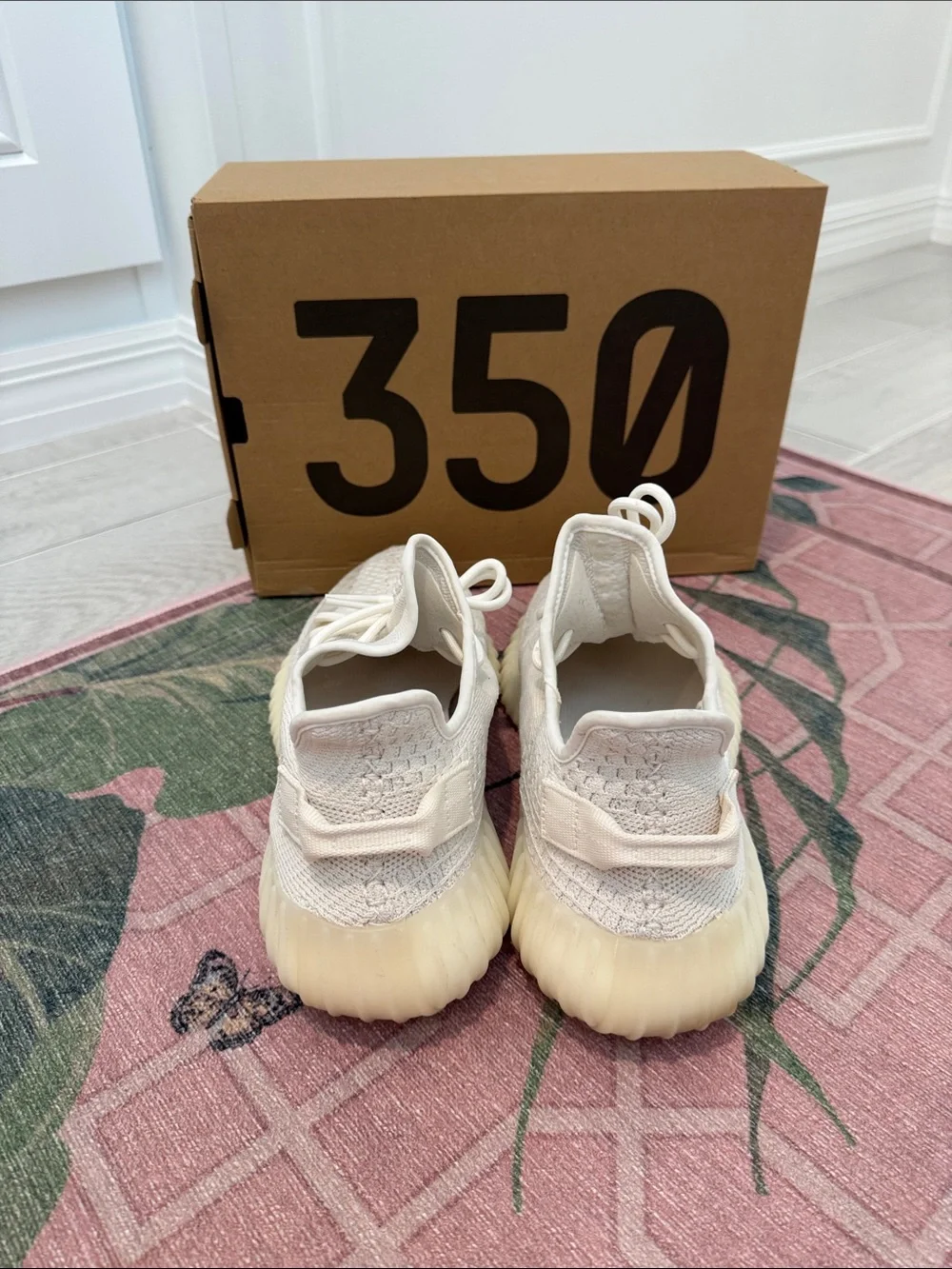 Yeezy Boost 350 V2 Bone Cream White Sneakers authentic size 11